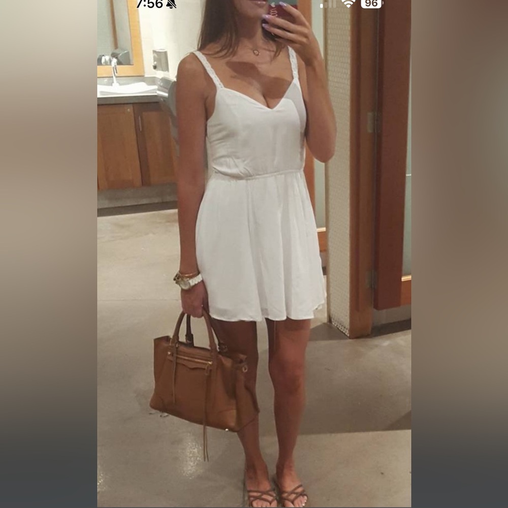 Guess White Sleeveless Mini Dress